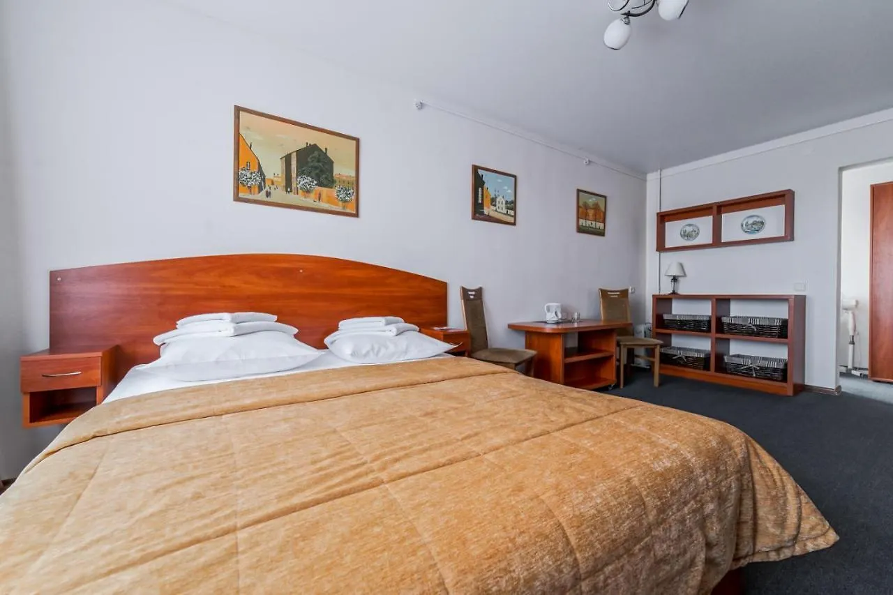 Zvezda Hotel Minsk 2*,